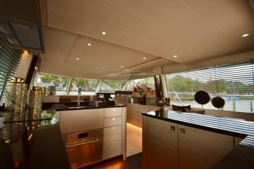 Van der Heijden Phantom 70 Flybridge - фото - 14