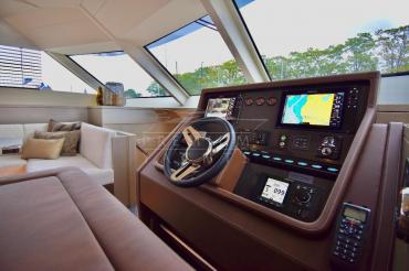 Van der Heijden Phantom 70 Flybridge - фото - 19
