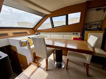 Ferretti 690 Altura (2006) - фото - 3