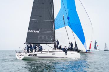 X-Yachts XR41 - фото - 20